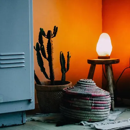 בית נופש 1 Bed Tiny House Sleeps 2 -hot Tub -coal Fireplace *