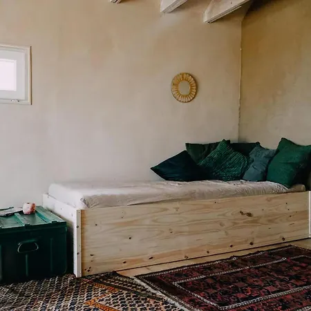 בית נופש 1 Bed Tiny House Sleeps 2 -hot Tub -coal Fireplace *