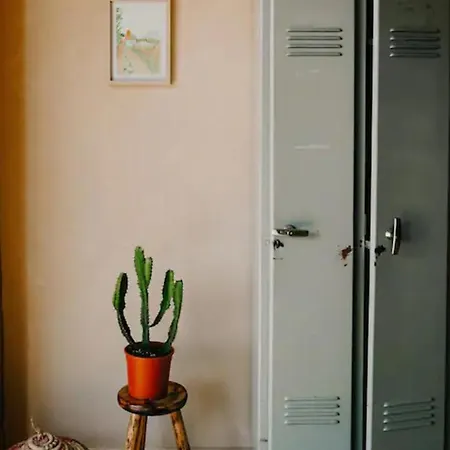 בית נופש 1 Bed Tiny House Sleeps 2 -hot Tub -coal Fireplace