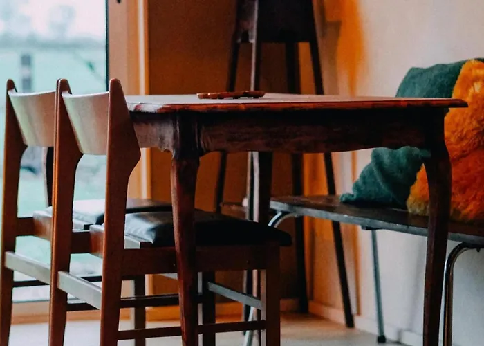 1 Bed Tiny House Sleeps 2 -hot Tub -coal Fireplace